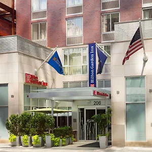 3* Отель Hilton Garden Manhattan Midtown East